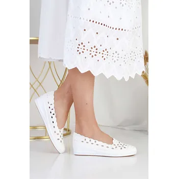 Dámské baleríny Cathay moda Bílé třpytivé baleríny na klínku 8023-2WH Velikost: 39