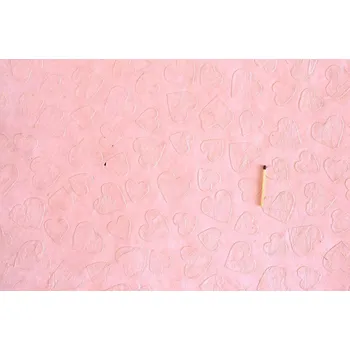 Balící papír Ruční papír se vzorem - SRDÍČKA VELKÁ RŮŽOVÁ 50 x 75 cm