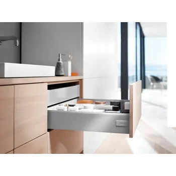 Nábytkové kování BLUM Zásuvka Antaro, délka 450 mm, nosnost 65 kg - barva šedá Výška zásuvky [mm]: Výška zad "M" ( 98,5 )