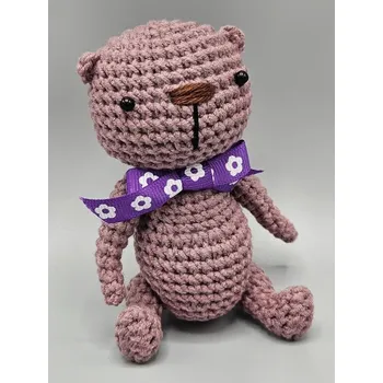 Dekorace do dětského pokoje Ručně háčkovaný medvídek s mašlí starofialový