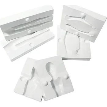 Forma na pečení PME plastová forma na ženskou postavu