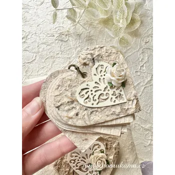 Pod Rukama Srdíčkový bloček mix barev Barevnost: krémová, přírodní