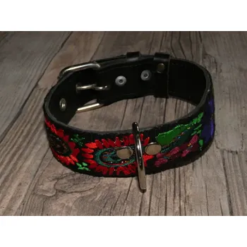 Obojek pro psa Obojek střední I (vyšívaný, 48 cm)