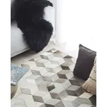 Koberec z Hovězí Kúže Šedé Patchworkové Geometrické Vzory 160 x 230 cm Beliani