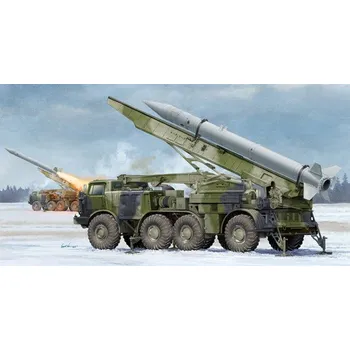 Plastikový model Russian 9P113 TEL w/9M21 Rocket of 9K52 Luna-M Short-range artillery rocket system (FROG-7) - Trumpeter 01025