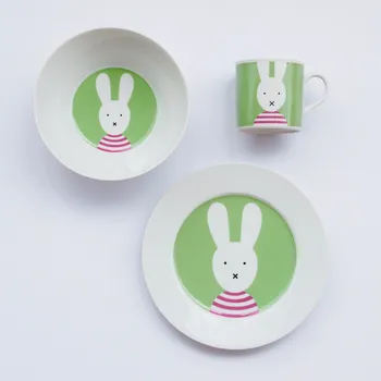 Sada porcelánu zelený králík