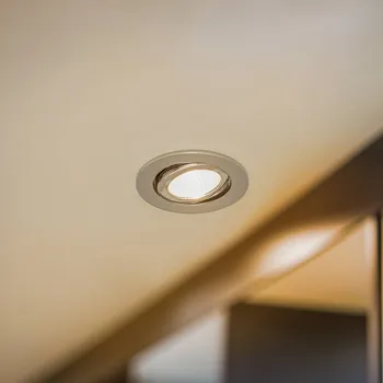 Lampička BRUMBERG podhledové světlo IP65 kulaté chrom - konvertor - délka 10 cm, šířka 3,8 cm, výška 2,2 cm lesklý chrom LED celkem 6 W - Doprava zdarma