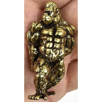 Gorila pro štěstí - Mosazní dekorace, Gorilí Kulturista č.1 (Mosazní gorila č.1)