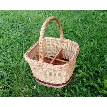 Košík na láhev Proutěný košík na 4 lahve - Proutěný košík na 4 lahve, šhv= 30x30x20/37 cm