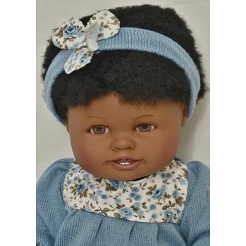 Panenka Realistické miminko - holčička - černoška Daniela se zoubky v modrých šatech od firmy Lamagik (Realistická miminka ze Španělska)