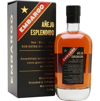 Likér Embargo Añejo Esplendido 0,7 l 40 %