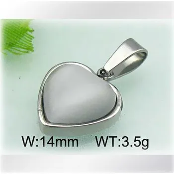 Přívěsek Srdce z oceli s šedavě bílým středem - přívěsek