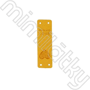 Nášivka Nášivka made with love se srdíčkem koženka hořčicová