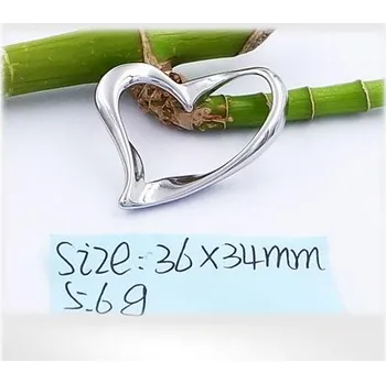 Přívěsek 3d obrys nesouměrné srdce - přívěsek ocelový