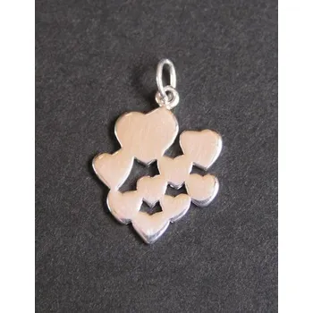 Přívěsek Shluk srdcí - stříbrný přívěsek