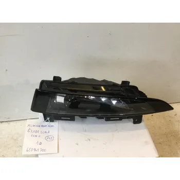 Auto-moto Mlhové Pravé přední světlo Škoda Scala 2019->