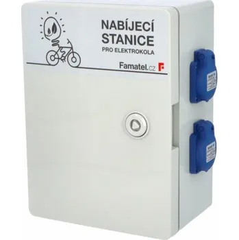 Rozvaděč pr037 Nabíjecí stanice jištěná kombi chrániči, IP54, Famatel