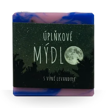 Mýdlo Mydlárna U Dvou koček Úplňkové mýdlo s vůní levandule (Úplňkové mýdlo s vůní levandule od Mýdlárny U Dvou koček obsahuje levandulový olej, který zklidní duši i tělo, zjemní pleť a zregeneruje její buňky.)