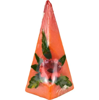 Svíčka Svíčka pyramida červená s bordó kopretinou 14,5x6x6 cm (136034 CAN svíčka červ.kopret.Č15 pyramida)
