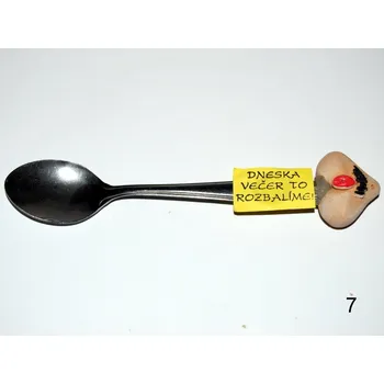 Žertovný předmět Lžička