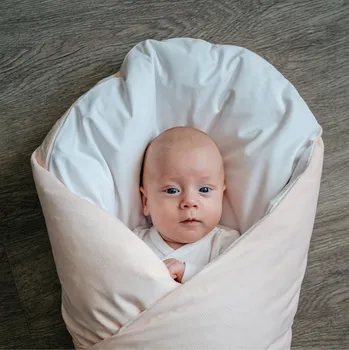 Zavinovačka Lily is sailing Péřová zavinovačka Meruňkový velvet Velikost: 80 x 80 cm, Varianta: povlak zavazování páskem