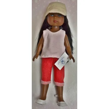 Panenka Realistická panenka holčička Brandy v béžové kšiltovce od firmy Vestida de Azul (Brandy- 28 cm )