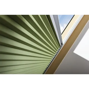 Roleta Plisovaná roleta FAKRO APF II Rozměry oken: 01 55x78 cm, Barva rolety: Barva – 611, Barva vodicí lišty: Hliník standard (S)