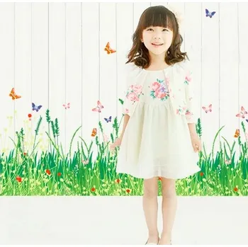 Samolepící dekorace Čína Samolepky na zeď - rozkvetlá louka s motýli