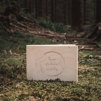 Dárková krabička Dřevěná krabička na fotky NAŠE SPOLEČNÉ ZÁŽITKY