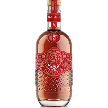 Rum Bacoo 7 Year Old Rum 0,7 l 40 %