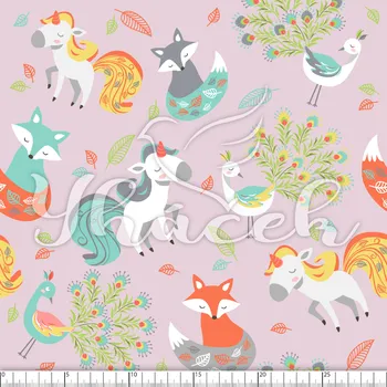 Microfibra, Lišky, jednorožci a pávi na fialkové