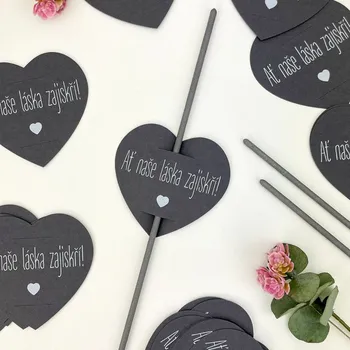 Dortová svíčka Kartičky na prskavky srdce - černé - 10 ks
