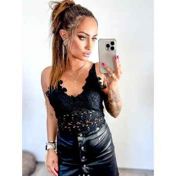 Černý krajkovaný croptop na ramínka , VELIKOST UNI ( XS, S, M )