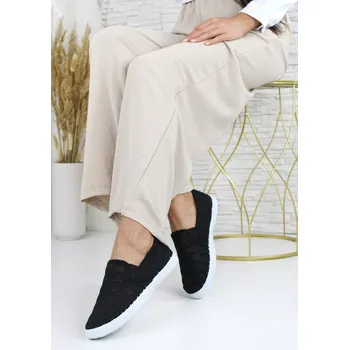 Dámská obuv Prety Černé slip on 11014-1B Velikost: 36