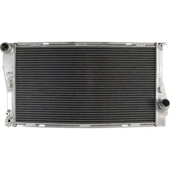 Chladič motoru Sportovní chladič vody Bmw E92 335D 2006 - 2011