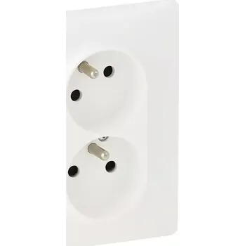 Elektrická zásuvka zásuvka dvoj. 753186 2x2P+T Valena Life bílá