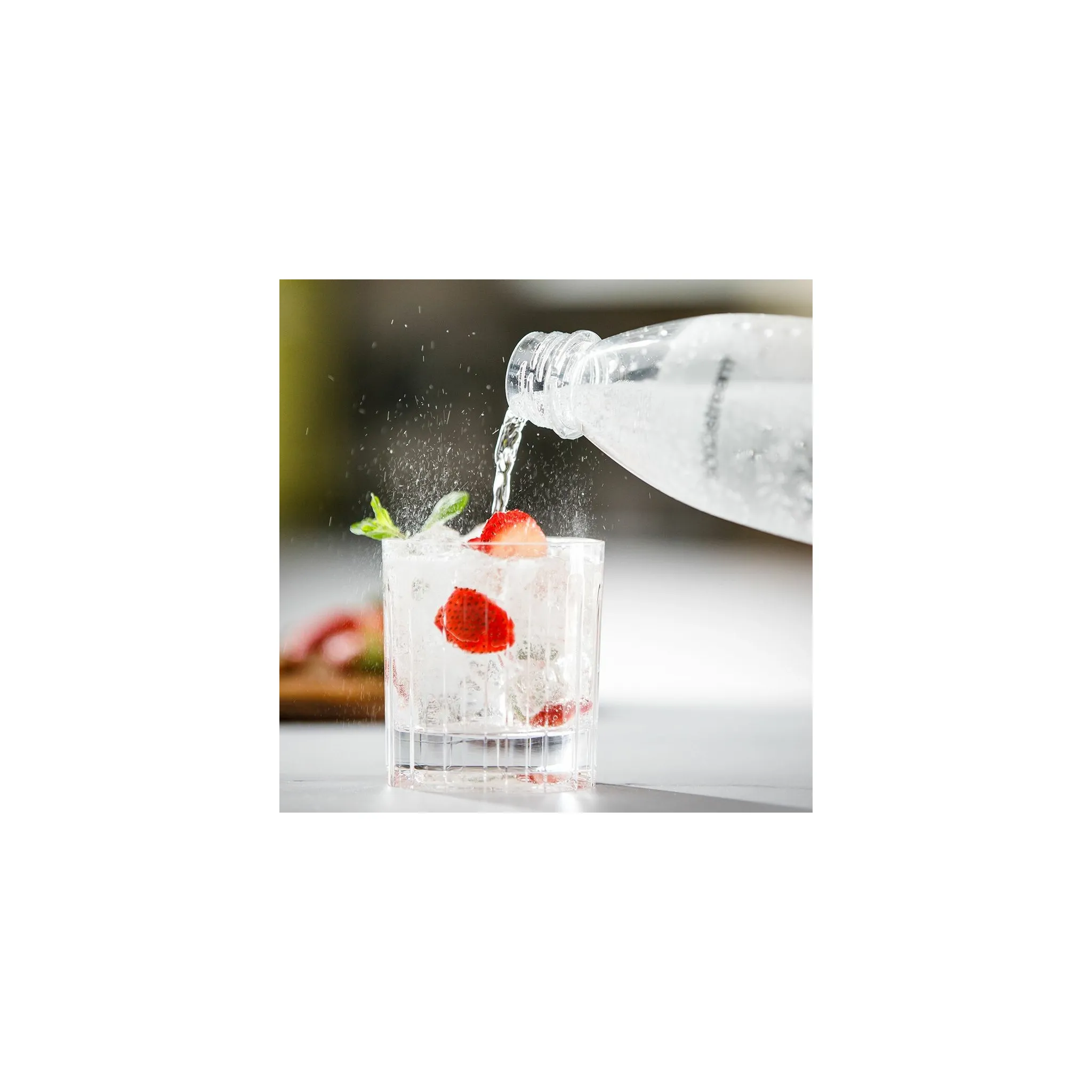 Fotografie 4 - Výrobník sody SodaStream Art bílý + 1 lahev