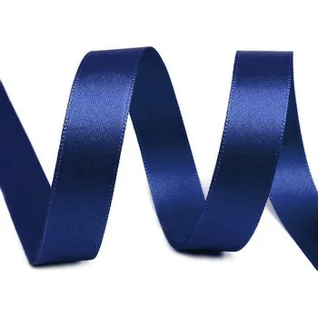 Stuha Atlasová stuha oboulící šíře 15 mm