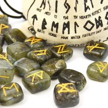 Runové kameny - Labradorit, ve lněném sáčku