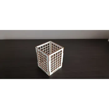 Svícen Dřevěný stojánek, svícen - čtverec