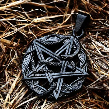 Řetízek Náhrdelník had a pentagram