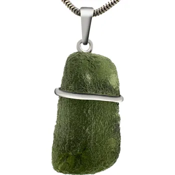 Přívěsek Stříbrný přívěsek s neopracovaným vltavínem 2,5 cm x 1,3 ccm