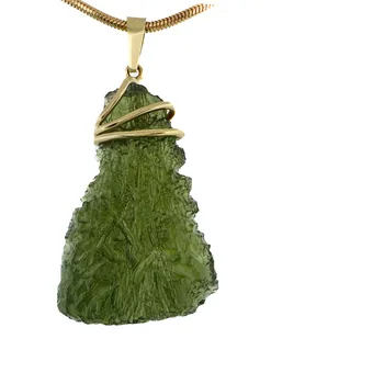 Přívěsek Zlatý přívěs s neopracovaným vltavínem 30mm x 15mm