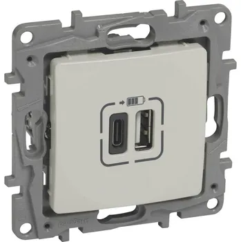 Elektrická zásuvka Legrand 764697 NIL DVOJITÁ NABÍJEČKA USB A+C BÉŽ.