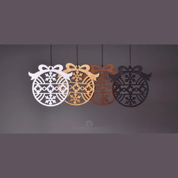 Vánoční ozdoba WoodenPuzzle.cz Dřevěná ozdoba kulatá - Vločky a hvězdičky Barva: Dubová lazura