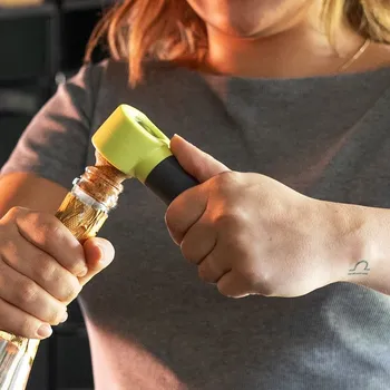 Otvírák Trebonn Univerzální otvírák na lahve STAPPO