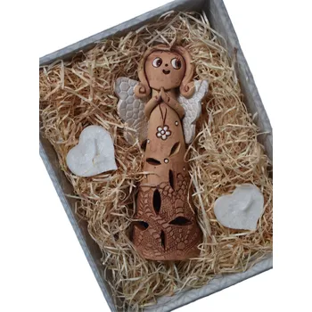 Svícen Supeko Andílci svícínek 21 cm dárkové balení bílá křídla