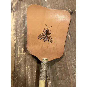 Kožená plácačka Včelí královna