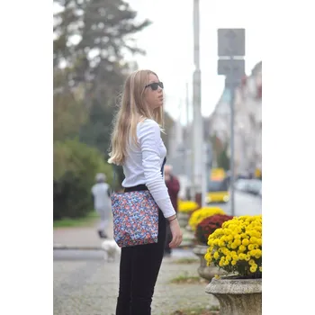 Kabelka Kabelka s květinovým vzorem modrá Shoulderbag S viola blue HY4091