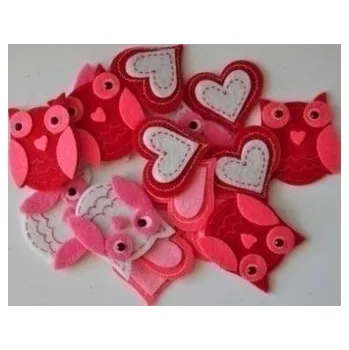 Set školních potřeb Naklejki z pianki serca i sowy 16szt